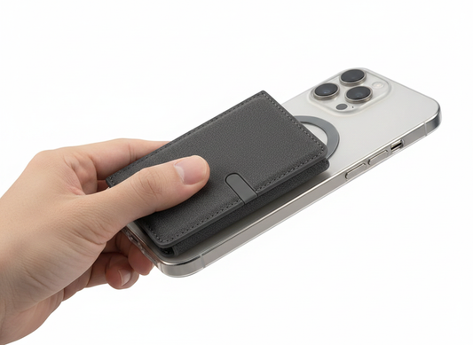 Leather Wallet Phone Case vs MagSafe Wallet: Which Looks Cleaner?
