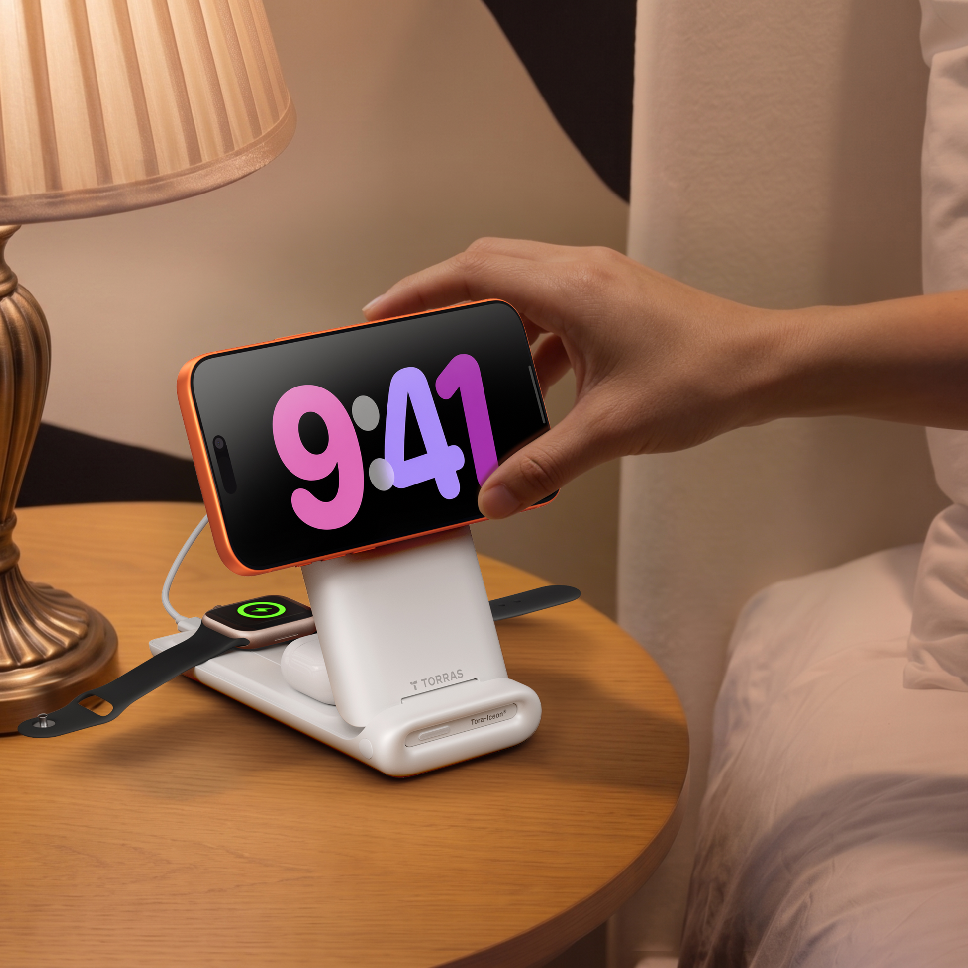 Icestation Pro 3-in-1 charger with phone earbuds and Apple Watch
