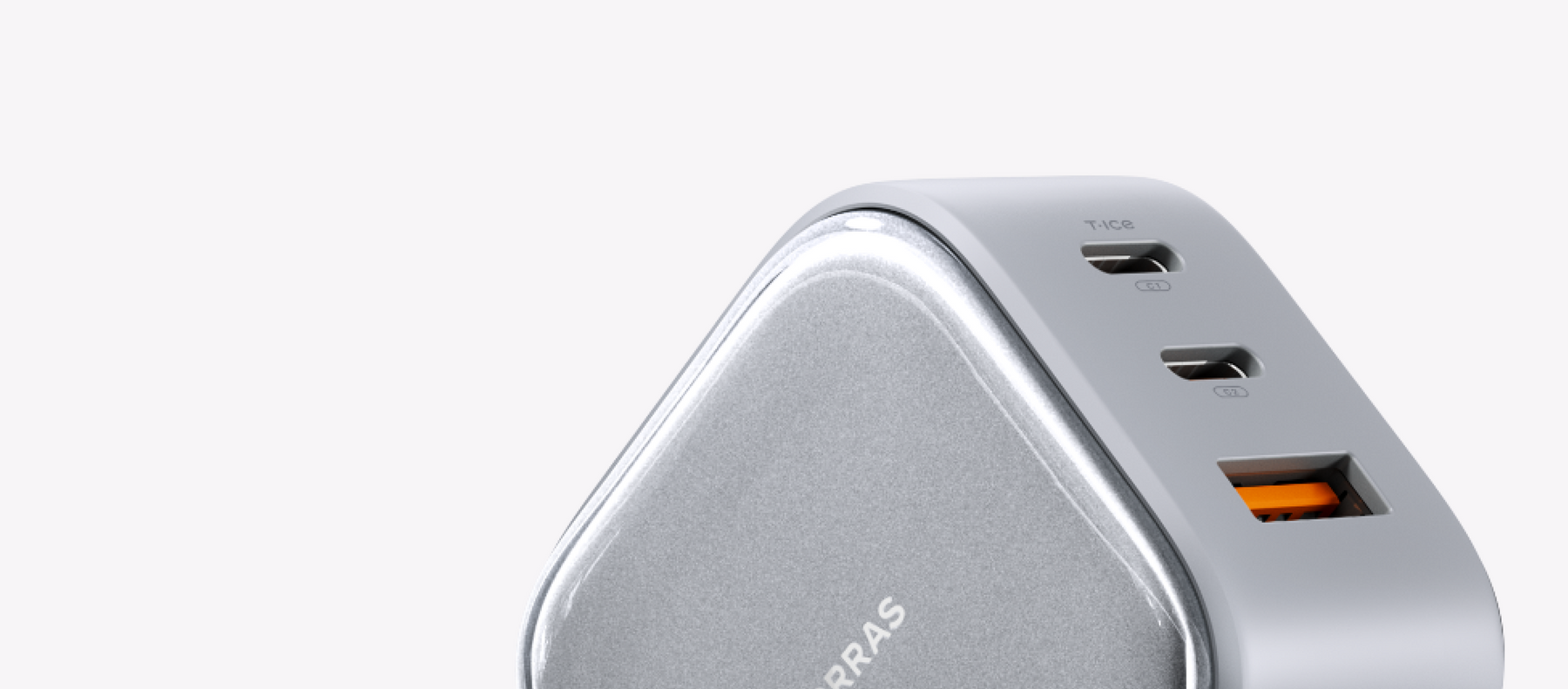 2 USB-C + USB-A Ports