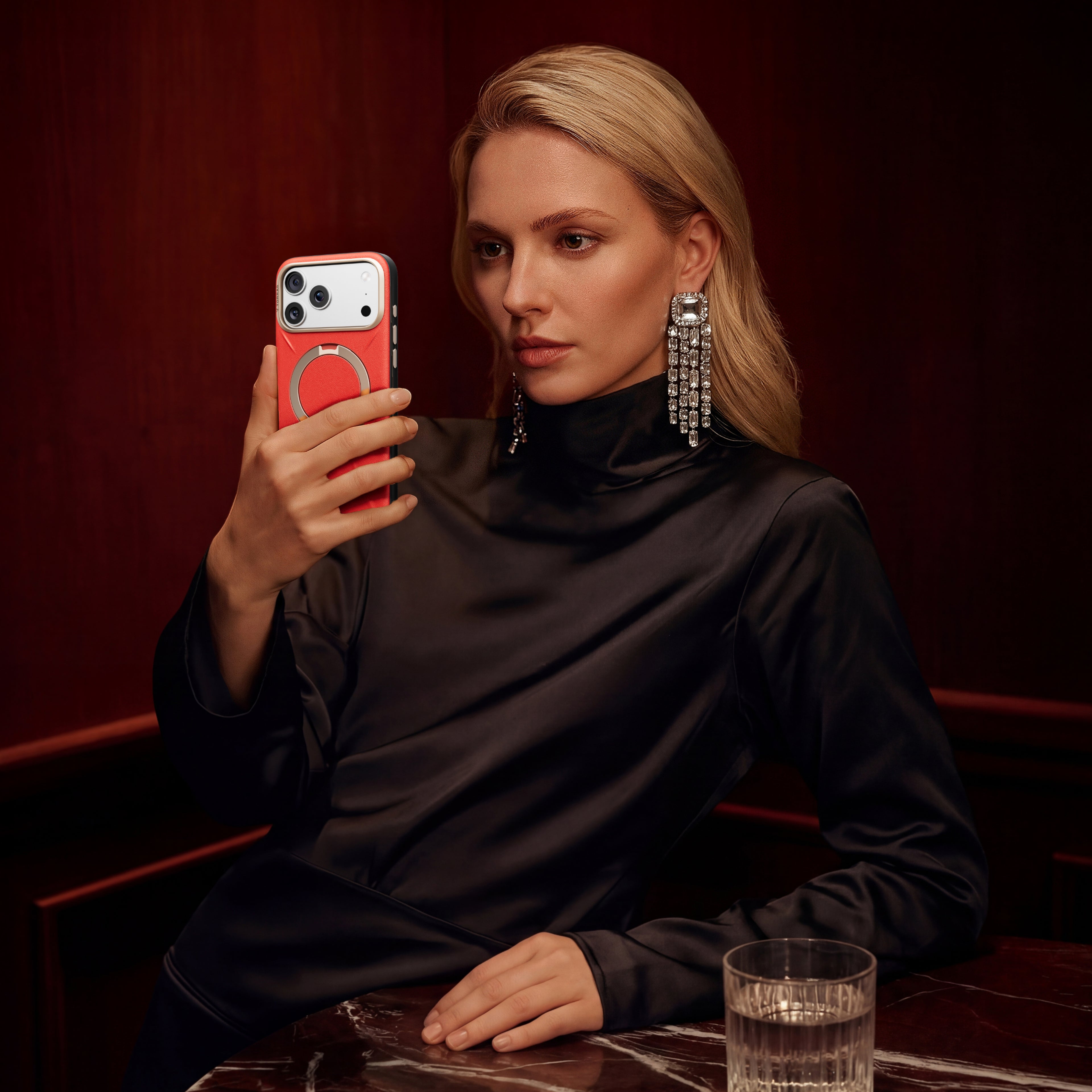 case_vegskin_ip17 brown_product_03 2